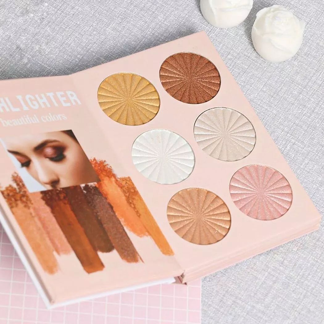 Mocallure 4 in 1  Eyeshadow Palette Book